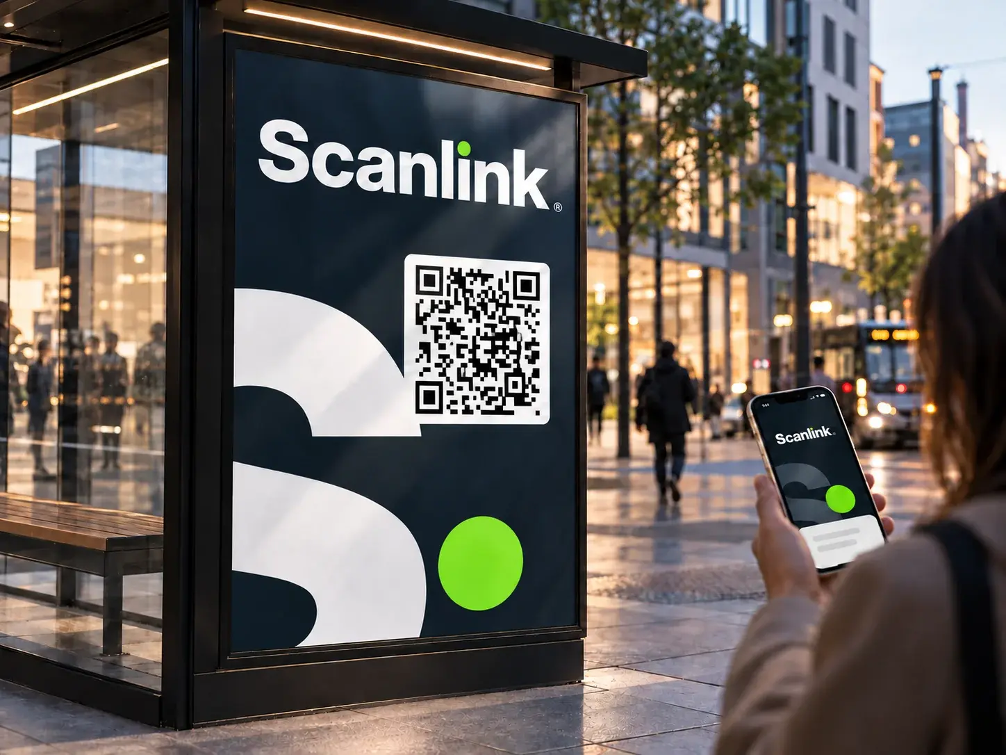 Illustrasjon av Scanlink QR-kode brukt i en moderne reklamekampanje.